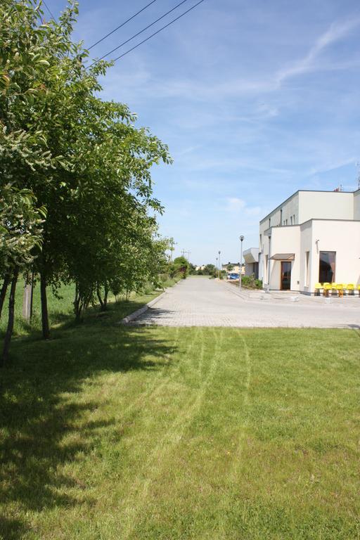 Hotel Vanillia Kluki  Bagian luar foto