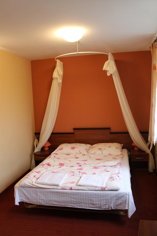 Hotel Vanillia Kluki  Bagian luar foto